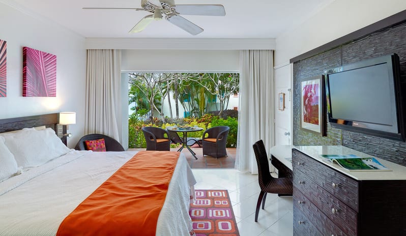 Pool  Garden View Room_41